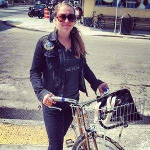 Meet your Posher, Laura